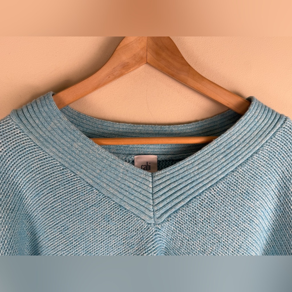 Cabi Frosty Pullover Sweater Blue Crochet V-Neck Women's Medium Aqua Item# 4282 - Picture 4 of 12